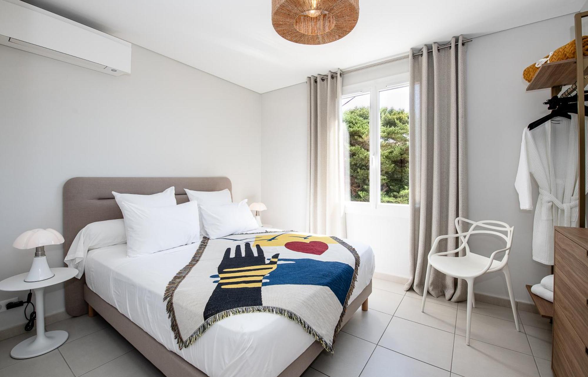 Confortable T2 Vue Mer Avec Terrasse Amenagee Et Parking Prive, Plage Et Port A Pied ซานารี-ซูร์-แมร์ ภายนอก รูปภาพ